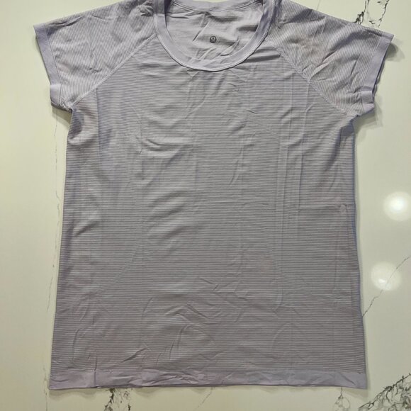 Lululemon - Swiftly Tech Short Sleeve Shirt 2.0 - Lavender Dew - Size 16 - Picture 11 of 11